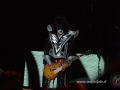 2010-05-18-20_23kiss_03