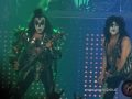 2010-05-18-21_51kiss_02